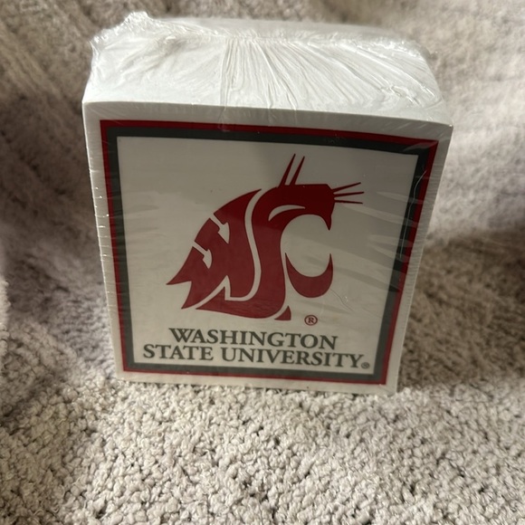 Washington State University ( WSU ) Collegiate Cube - Picture 3 of 5